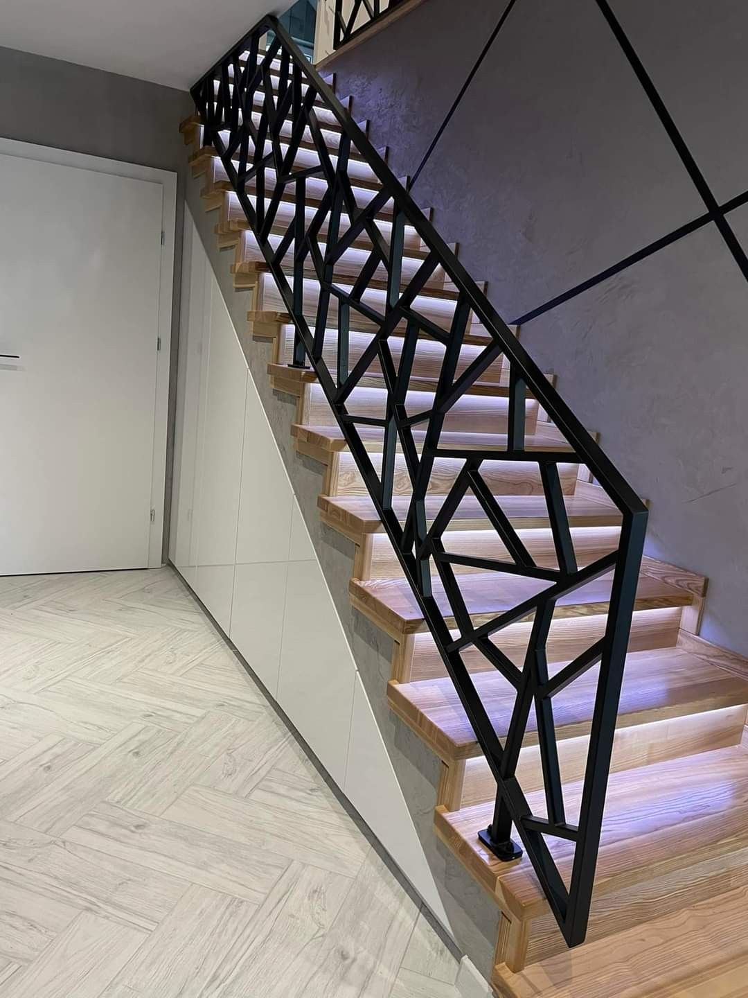 Luxury Modern MS Steel Stair Railing | Abstract Geometric Metal Handrail Design for Contemporary Homes