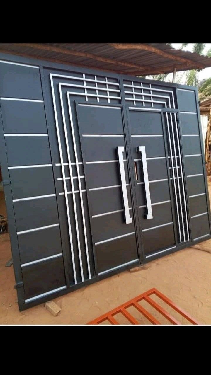 Modern MS Steel Main Gate Design | Luxury Double Door Metal Entrance Gate with Geometric Pattern